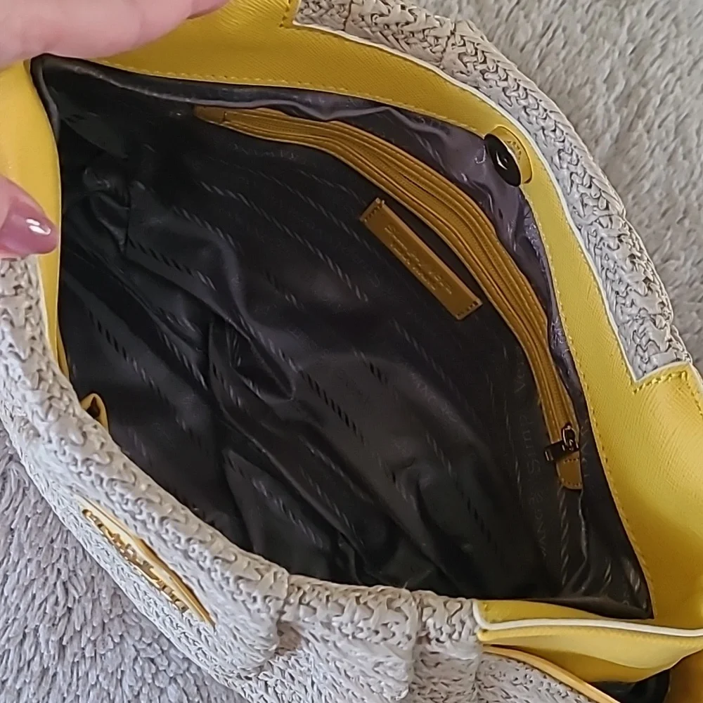 Simply Vera Vera Wang Hobo Bag ❤️